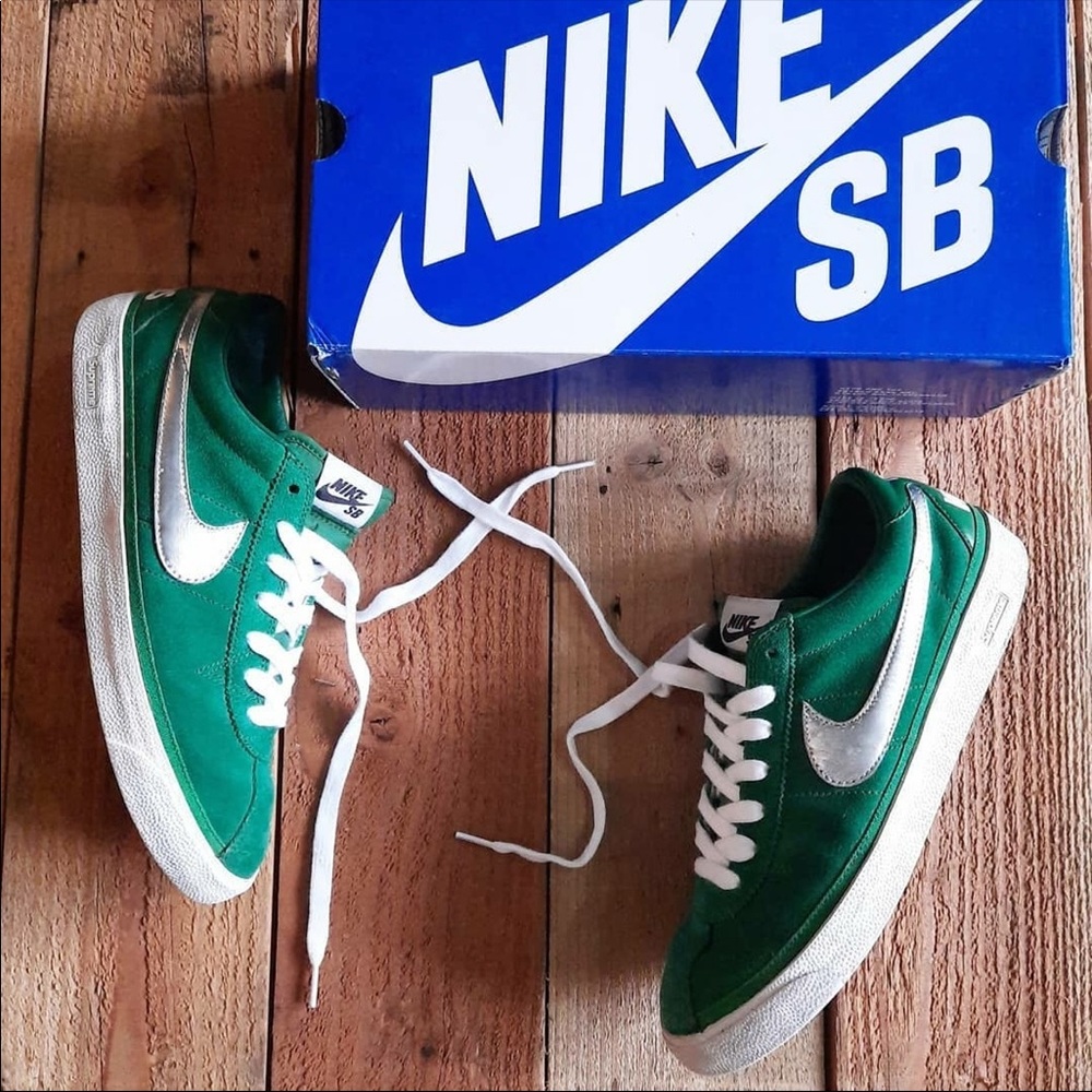 Supreme Nike Bruins
